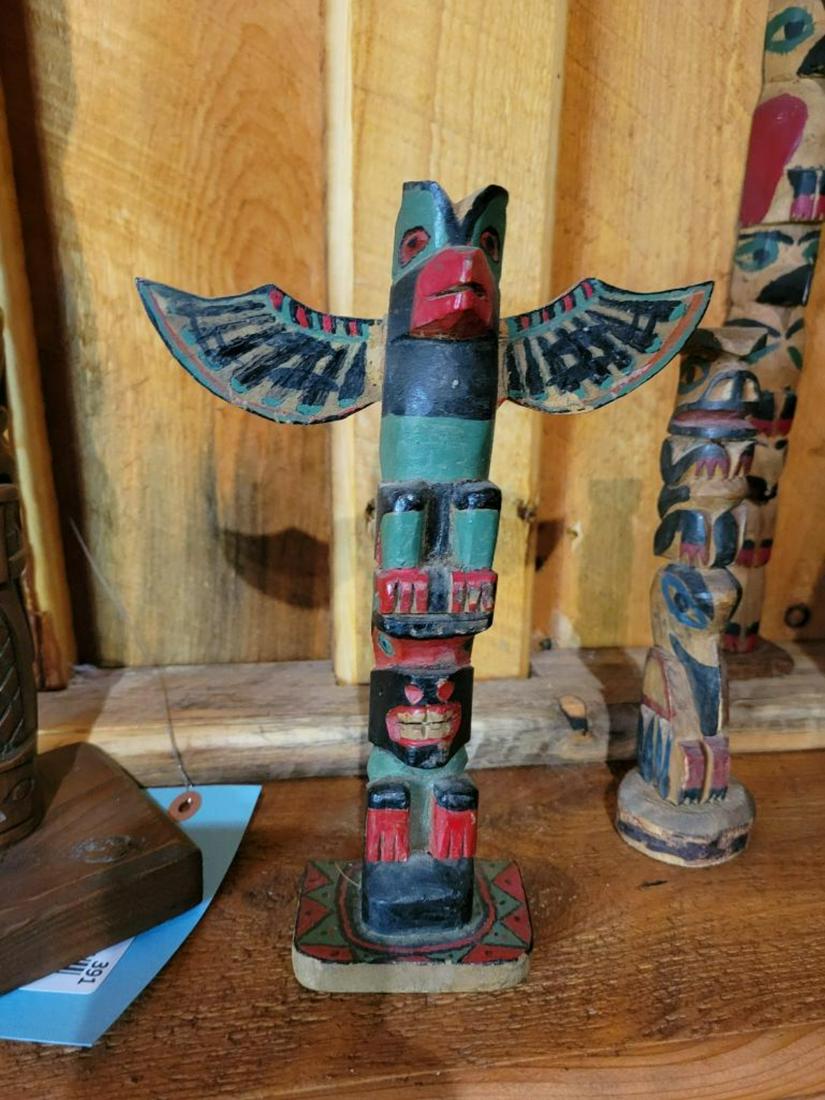 Hand Carved Decorative Totem Pole: Approx 10 inches tall