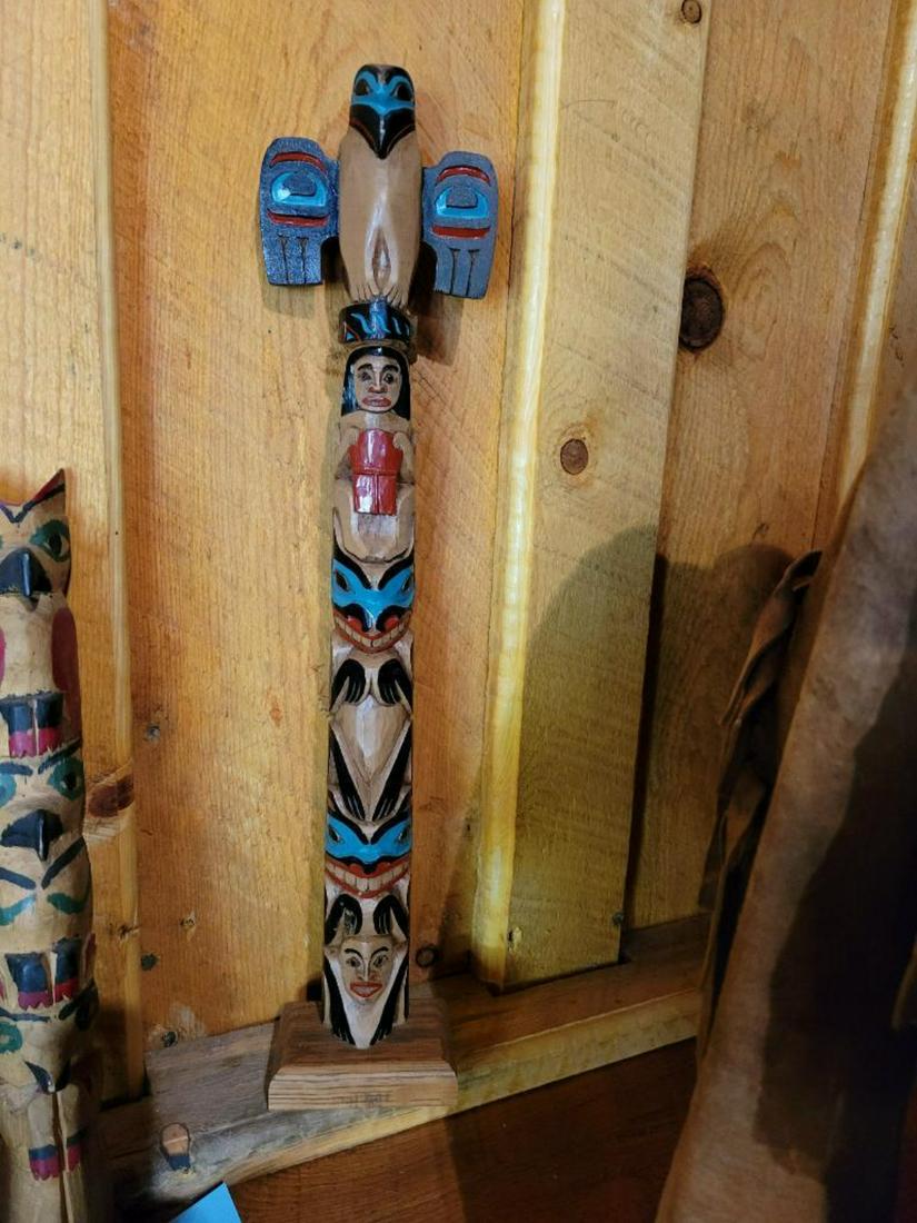 Hand Carved Decorative Totem Pole, approx 16 inches tall: .