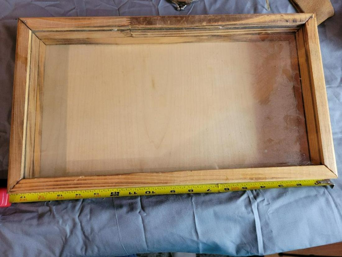 Small tabletop display, 18 inches long (1 of 3)