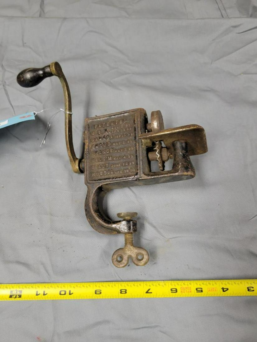 The Gem Table mount leather cutter, needs restored (1 of 5)