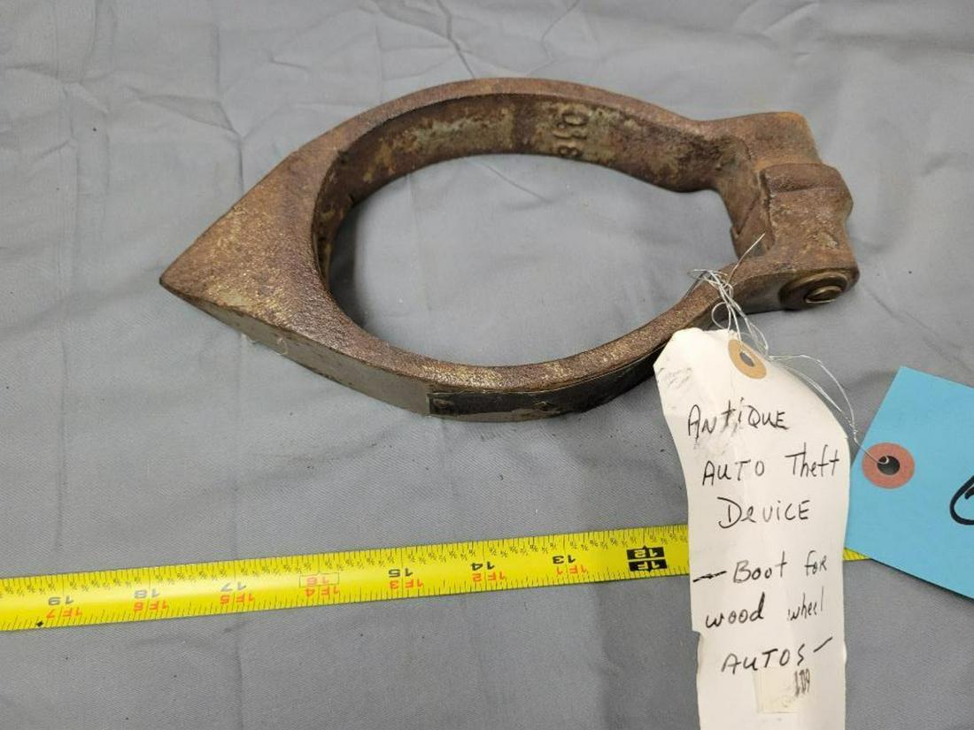 Antique Auto Theft Device (boot) for wood wheel autos (1 of 6)