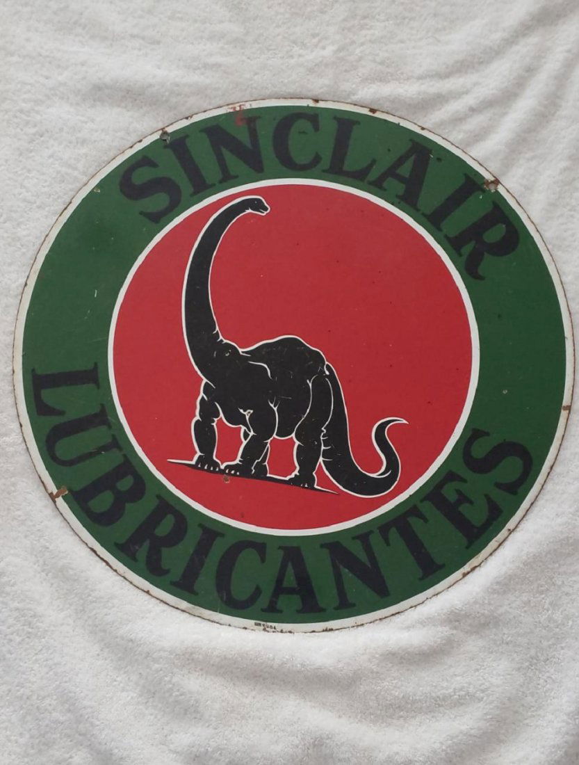 Rare Sinclair Vintage painting Enamel Two Sides.: VERY RARE Antique Vintage Porcelain Enamel / RARE PUBLISHING SINCLAIR ( GAS & OIL ) Measures: 22 Inches ( Circunference ) Ideal for collectors Shipping by USPS from Lima, Peru