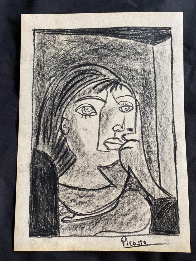 Pablo Picasso (Charcoal on Paper) In the Style of: In the Style of Pablo Picasso Charcoal Drawing on Paper. Aprox size 34cm x 27cm. This item has limited provenance, it doesnt have any documentation or cerfication,Is the reason that we Sell as is to t