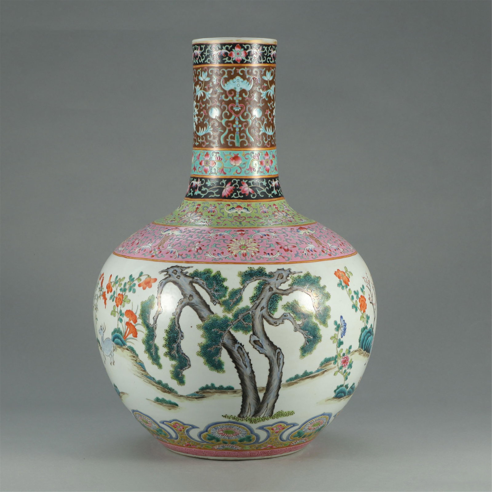 CHINESE FAMILLE ROSE PORCEALIN TIANQIU VASE: CHINESE FAMILLE ROSE PORCEALIN TIANQIU VASE. H. 62 cm. Abdominal diameter. 40 cm. We pack and deliver all buyers packages. Shipping cost $200 to US 48 states and $600 for oversea International deliver