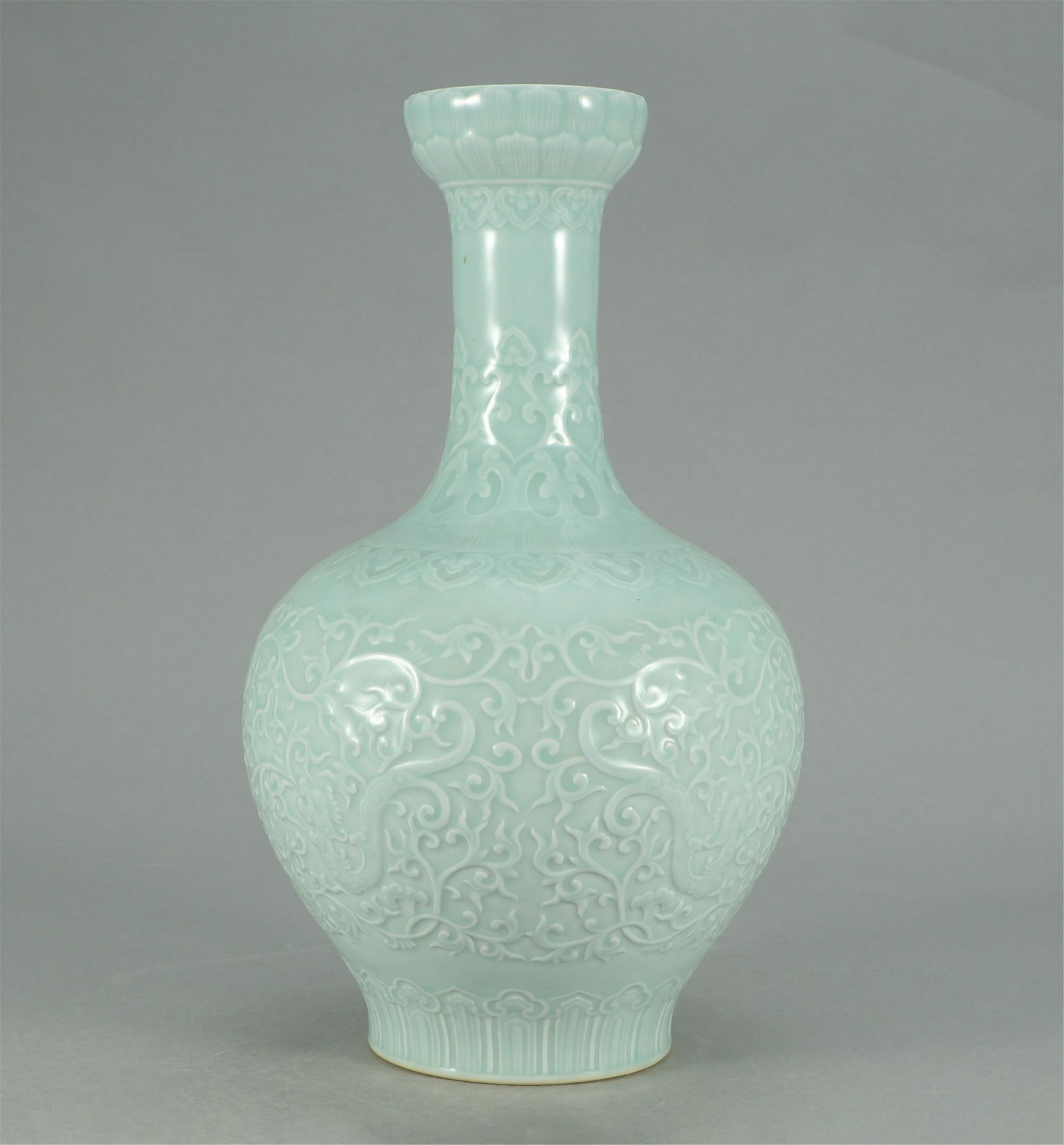 CHINESE CELADON GLAZED INCISED DRAGON PATTERN VASE (1 of 9)