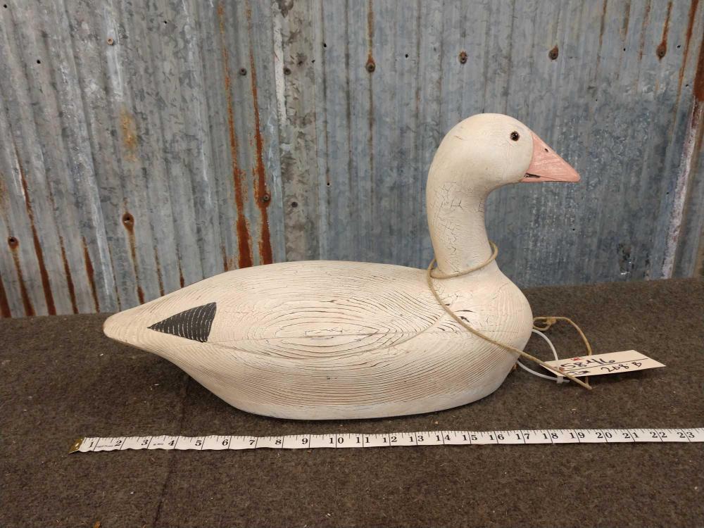 Hollow Body Snow Goose Decoy: Hollow Body Snow Goose Decoy 58.46 Lake Winnebago Wisconsin