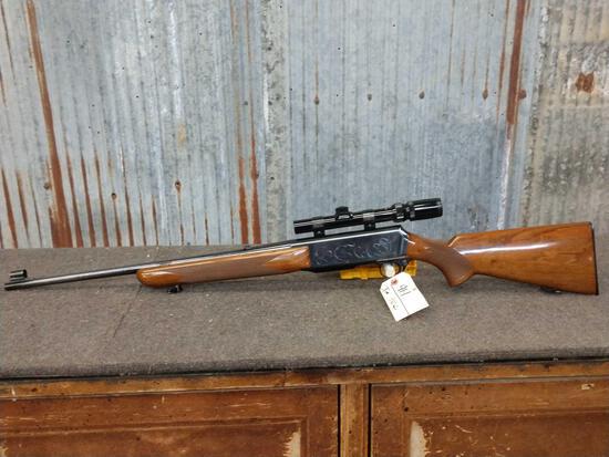 Browning BAR 30-06 Semi Auto Rifle: 91.1 Belgium made Some surface rust but still fairly nice SN 82999M69