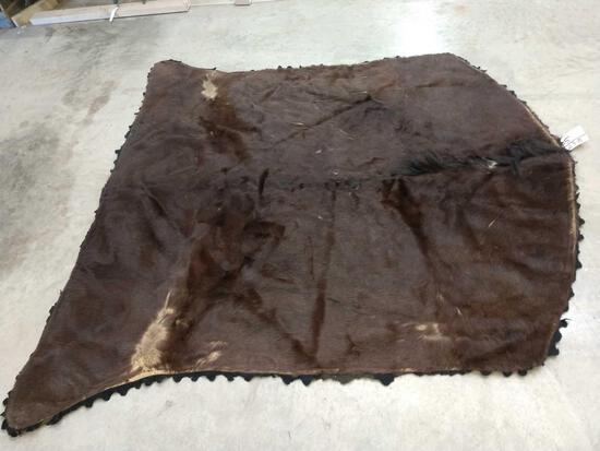 Vintage 1800s Horse Hide Buggy Blanket: 1.15 Blankets like this were used in horse drawn buggies or sleigh to keep passengers warm in the winter Mfgr tag Sioux City Robe & Tanning Co. Sioux City Iowa great condition for it's age overall dim