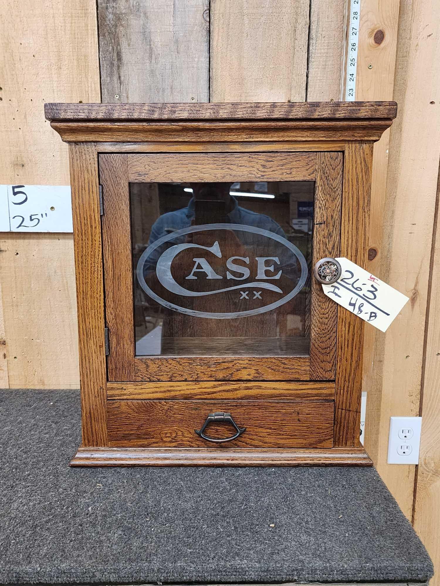 Case Knives Display Case (1 of 7)