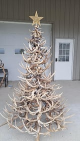 Spectacular Amish Crafted Whitetail Antler Christmas Tree
