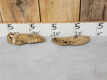 Vintage Plains Indians Childs Moccasins Native American Artifact