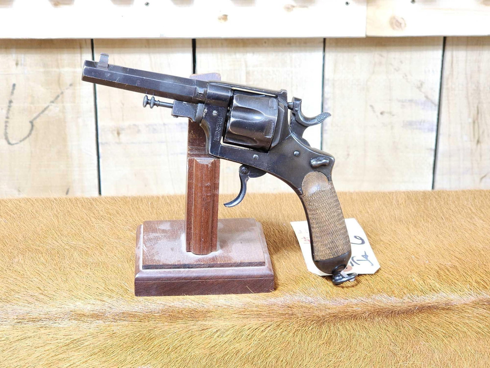 Bernadelli Gardone model 1930 10mm Revolver: 26.103 military style. folding trigger lanyard on buttstockSN 4132