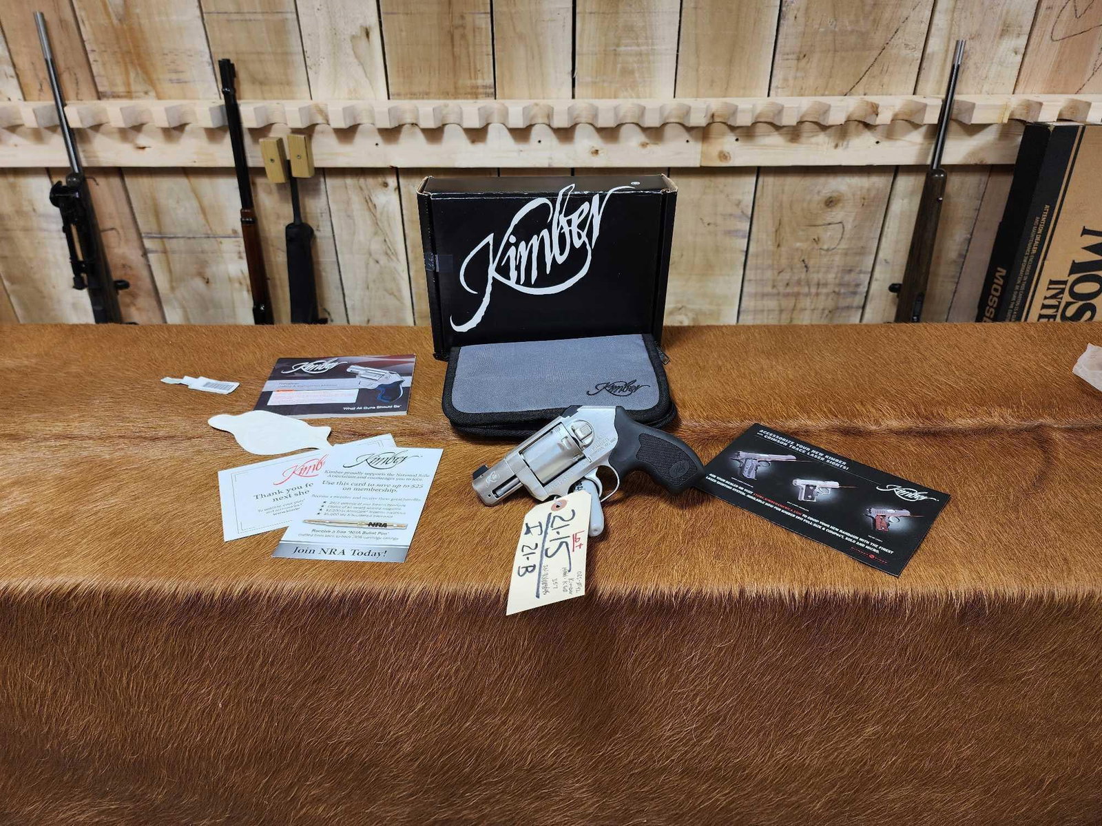 Kimber Model K6S 357 Mag Revolver: 21.15 Like new condition maybe fired a few times stainless with soft case box SN RV009045