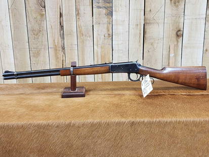 Winchester Model 94 .30 W.C.F Lever Action Rifle: 69.17 Mfg 1938 nice condition for its age shiny bore good rifling crisp action SN 1195613