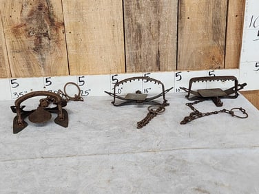 Group Of 3 Vintage Leghold Traps