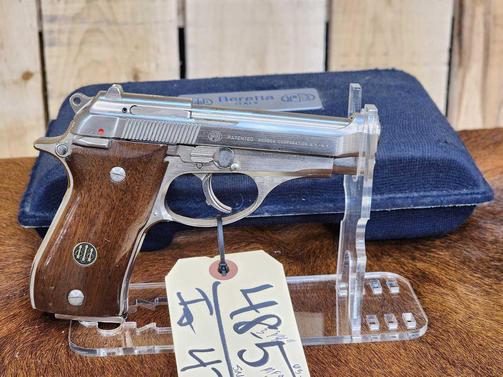 Baretta Model 85BB .380 Semi Auto Pistol Stainless (1 of 8)