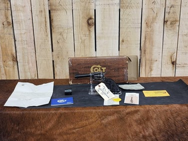 Colt Peacemaker. 22 /.22mag Revolver