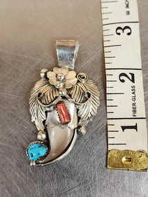 Navajo Sterling Silver Black Bear Claw Necklace Pendant