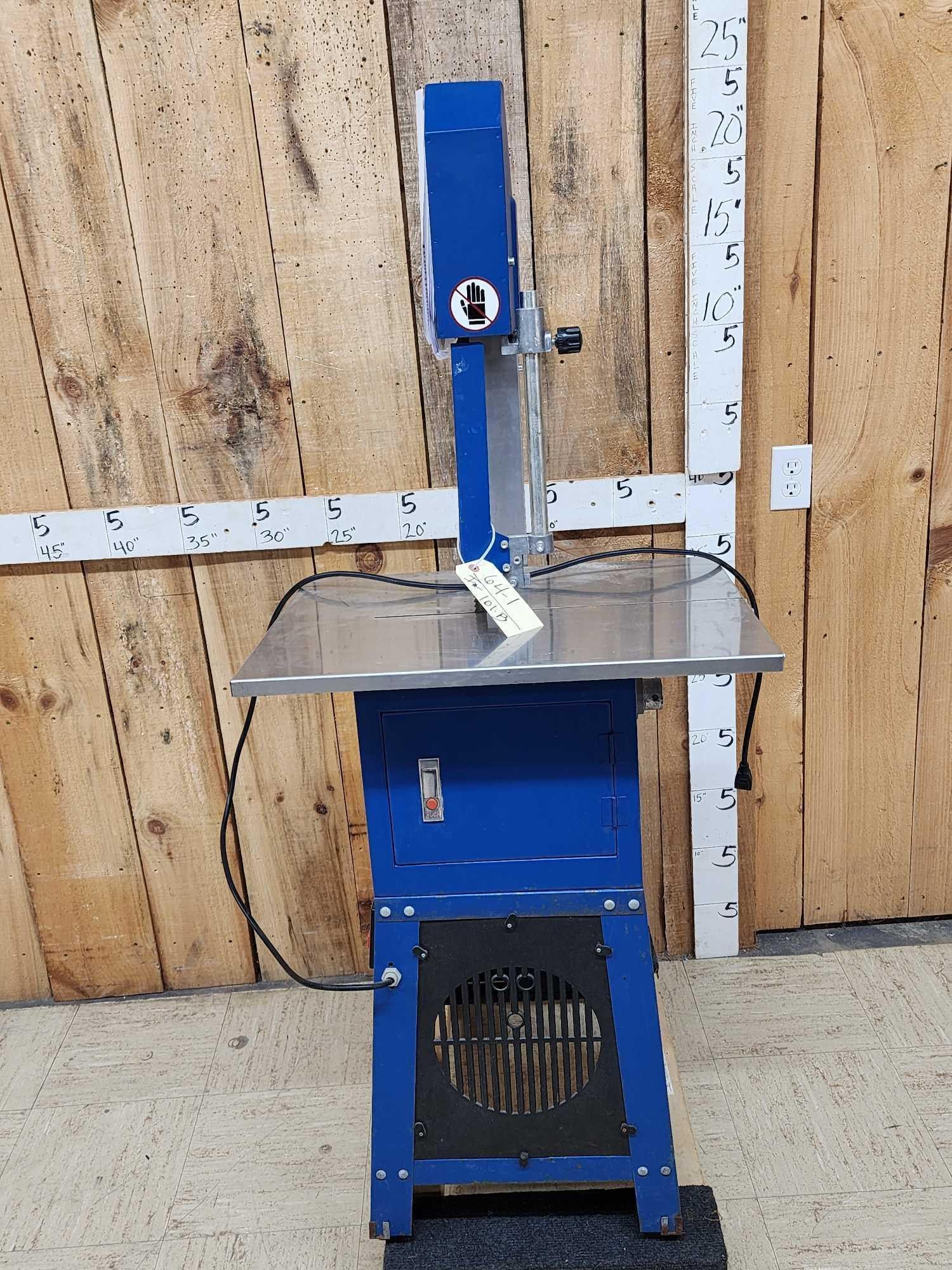 Northern Industrial 10" Meat Cutting Band Saw (1 of 4)