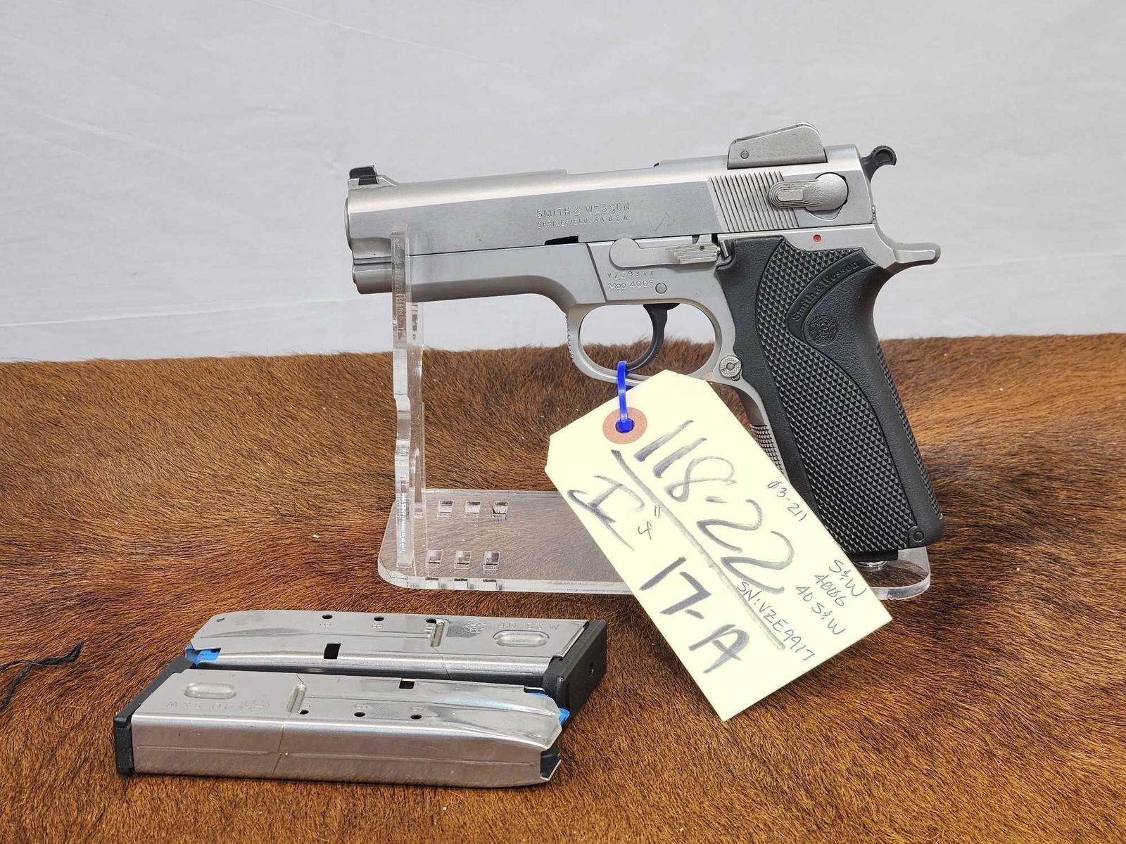 Smith & Wesson Model 4006 .40 S&W Semi Auto Pistol (1 of 5)