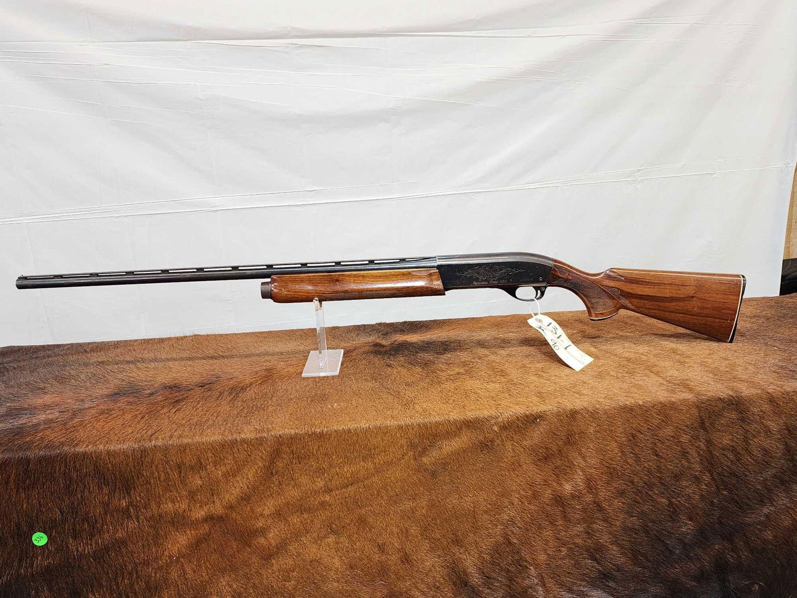 Remington Model 1100 20ga Semi Auto Shotgun (1 of 9)