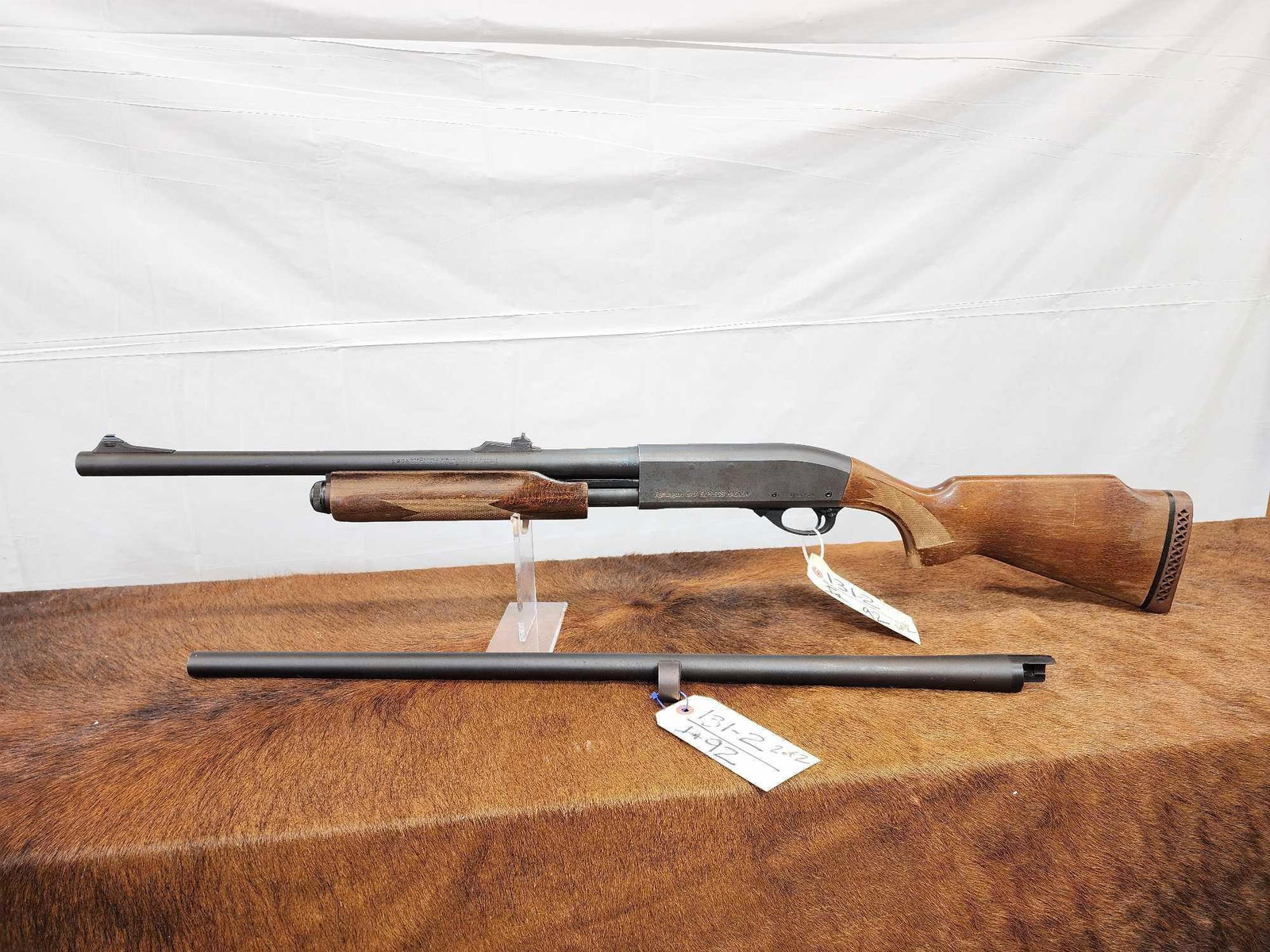 Remington 870 Express Magnum 12ga Pump Shotgun (1 of 7)