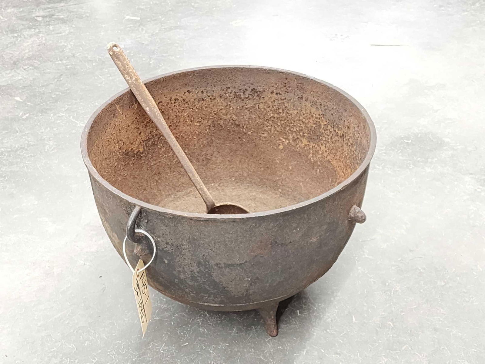 Antique Cast Iron Scalding Kettle & Ladle (1 of 9)