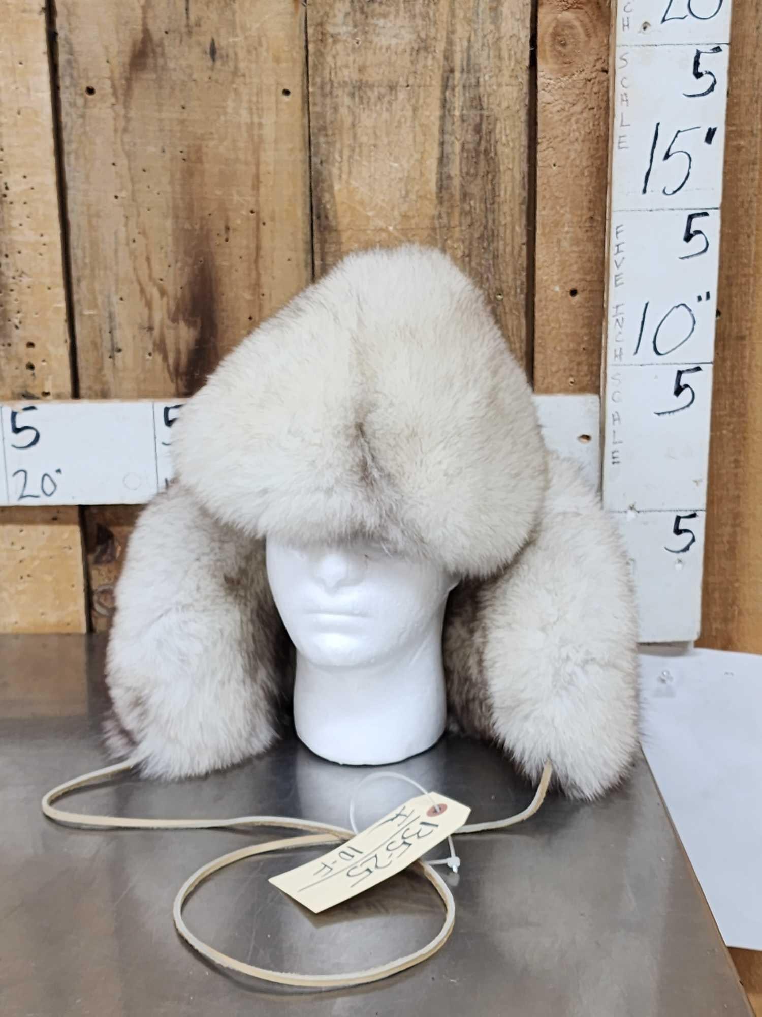 Marble Ranch Fox Fur Bomber Style Hat (1 of 5)