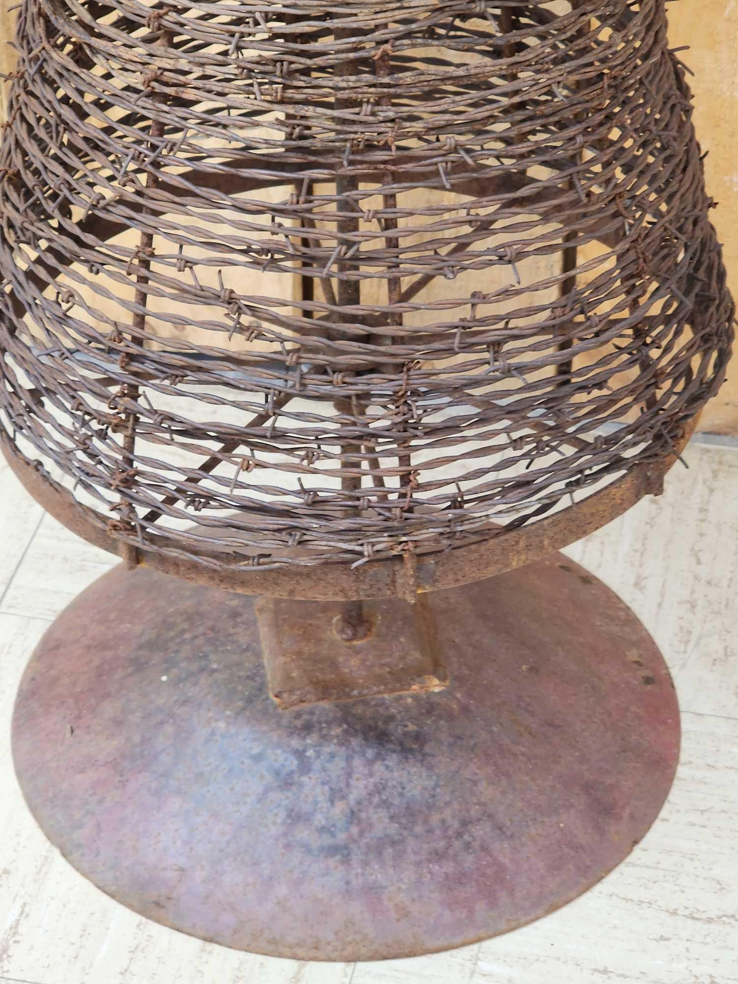 Rustic Barb Wire Christmas Tree - 5
