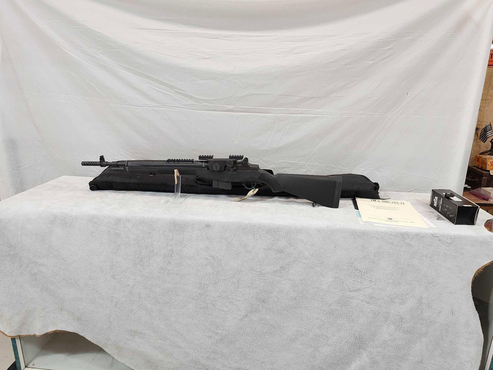 Springfield Armory US Rifle M1A Scout Squad 308 Semi Auto Rifle: 95.3 Like new condition 18 inch barrel with flash suppressor good rifling shinny bore comes with scope mount manual and soft case sn 531466
