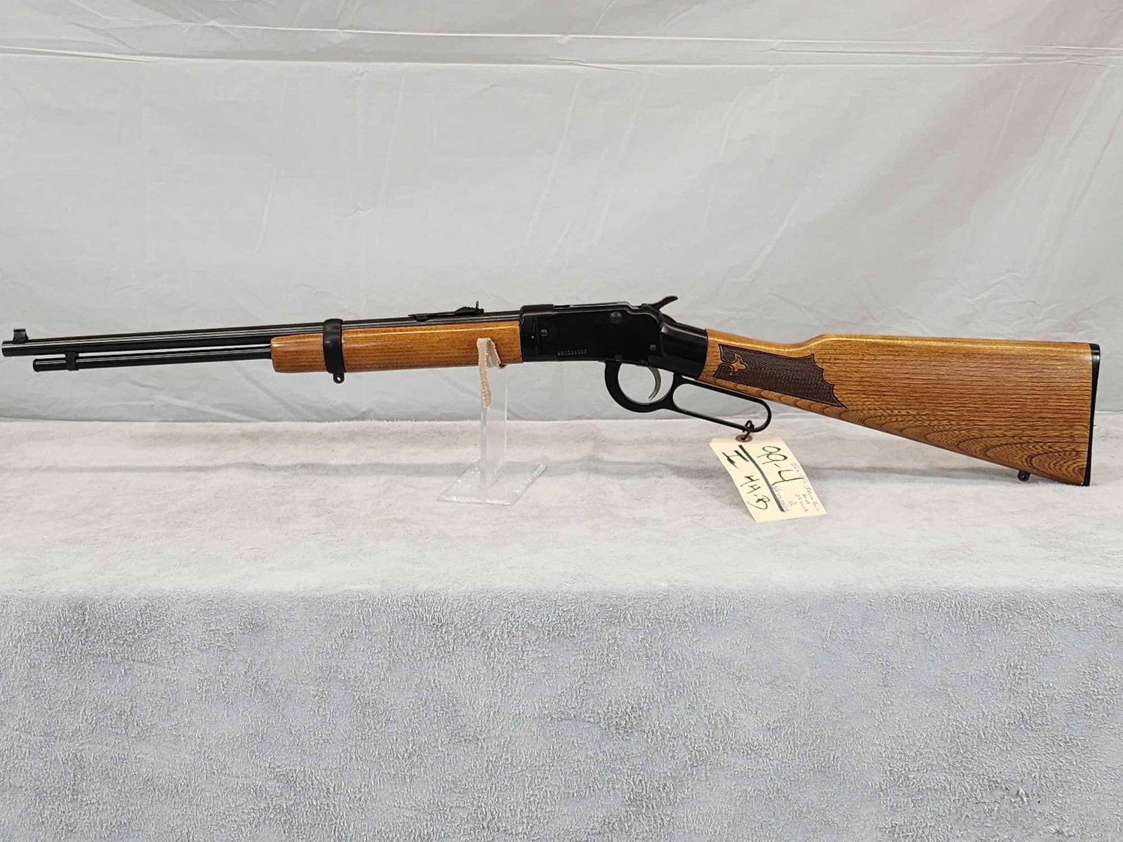Ithaca Model 49 .22 Single Shot Lever Action Rifle: 99.4 Scarce gun nice condition for its age 18" barrel shiny bore good rifling has seen little use SN 490335332