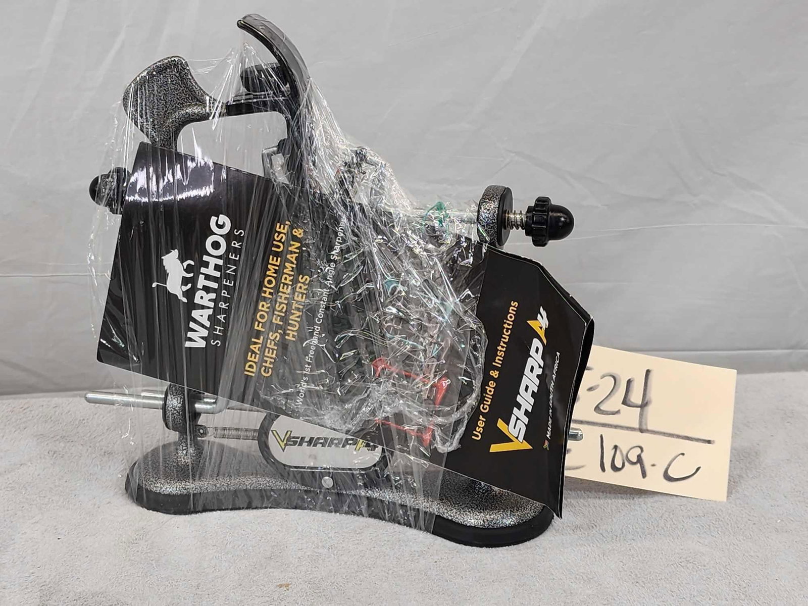 Warthog Brand Knife Sharpener (1 of 3)