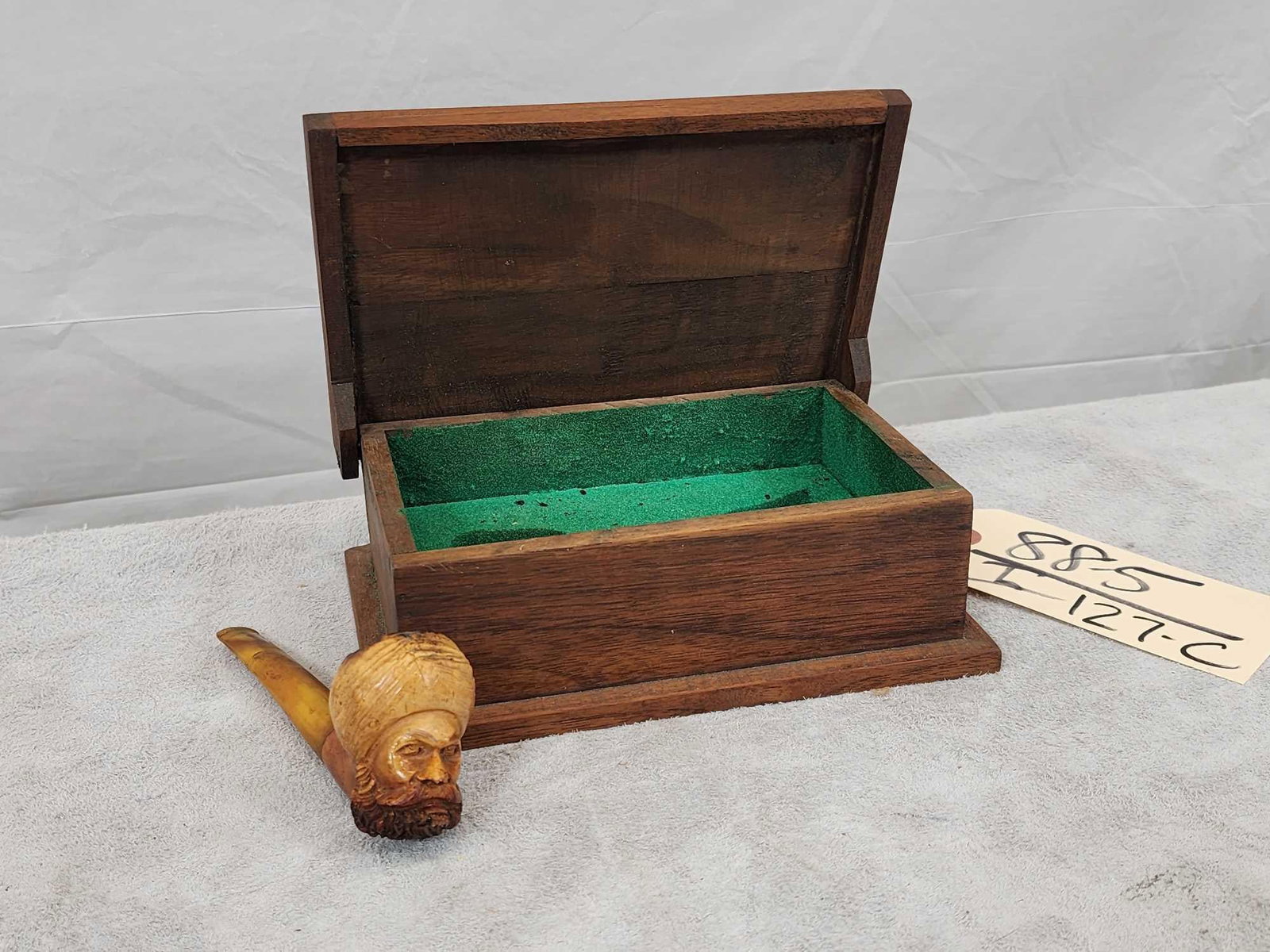 Vintage Figural Tobacco Pipe (1 of 4)