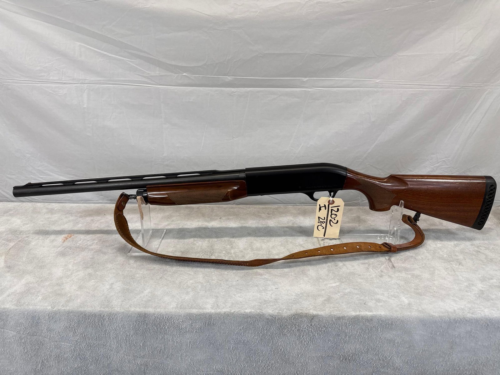 Benelli M1 Super 90 3 in 12 ga Semi Auto Shotgun: 120.2 used 21 inch vented rib barrel full choke tube shinny bore sn M187610