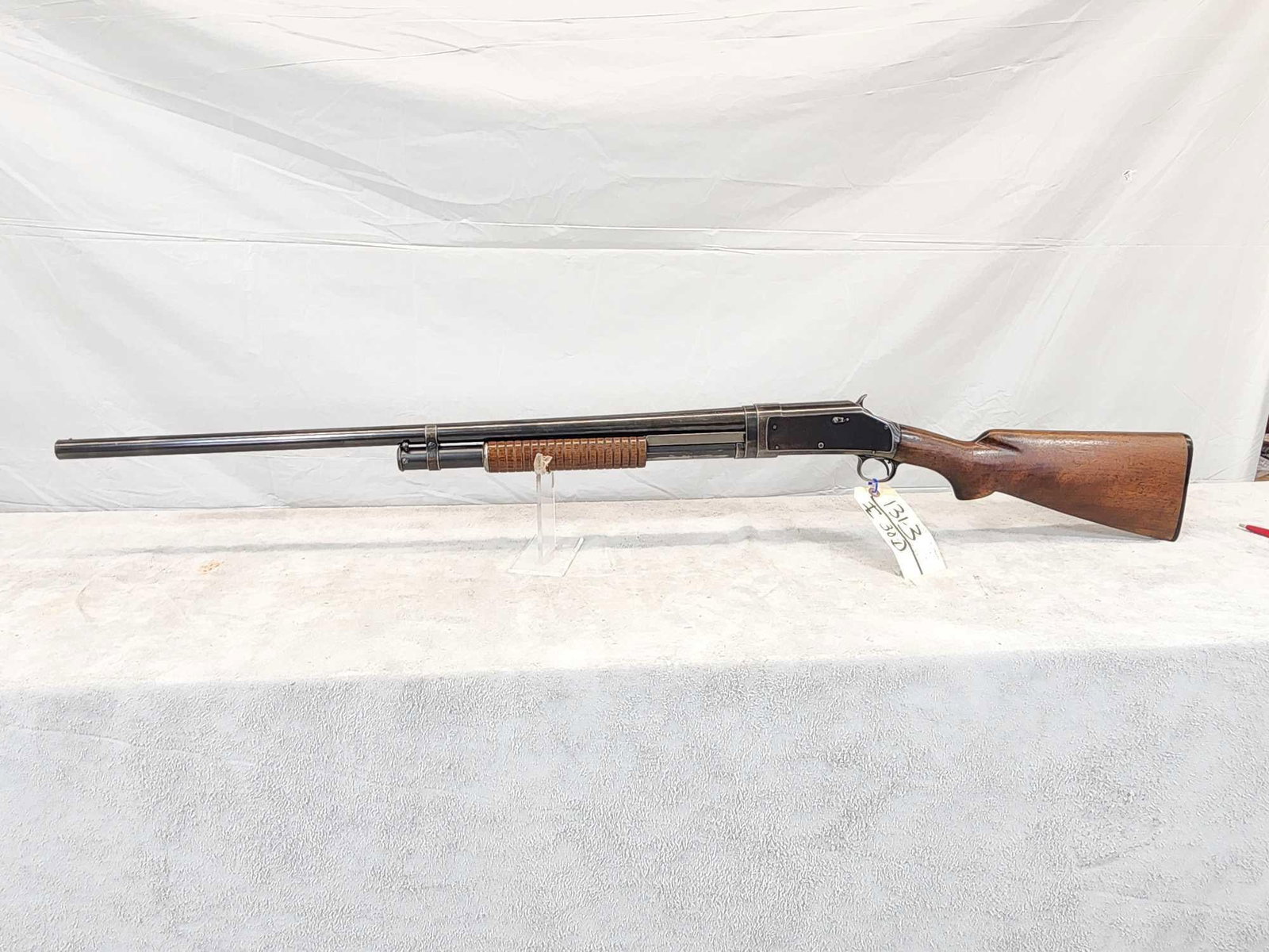 Winchester Model 97 12ga Pump Shotgun Mfg 1942: 131.3 Great condition for its age tight action 30" full choke barrel shiny bore nice gun SN 887077