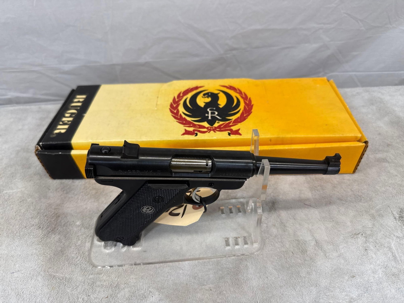 Ruger Mark ll Standard 22 LR Semi Auto Pistol (1 of 3)