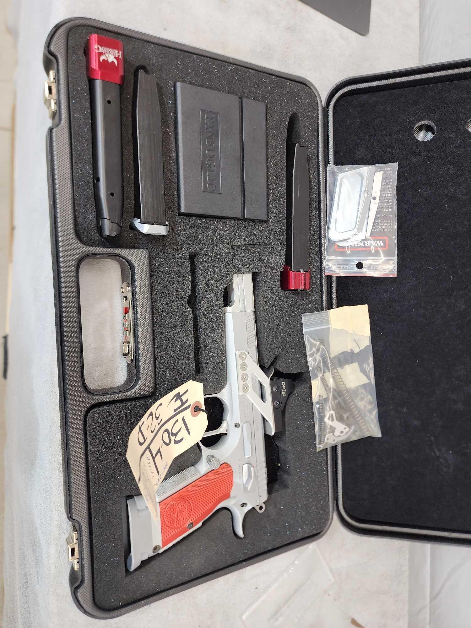 Tanfolglio EAA Corp Witness Gold Custom 45acp Speed Shooting Competition Semi Auto Pistol: 130.4 Pretty gun upgraded trigger grips C-More Systems RTS2 Red dot optic comes with 3 mags custom high end case cleaning kit original trigger group grips Ported barrel shiny bore good rifling SN MT02
