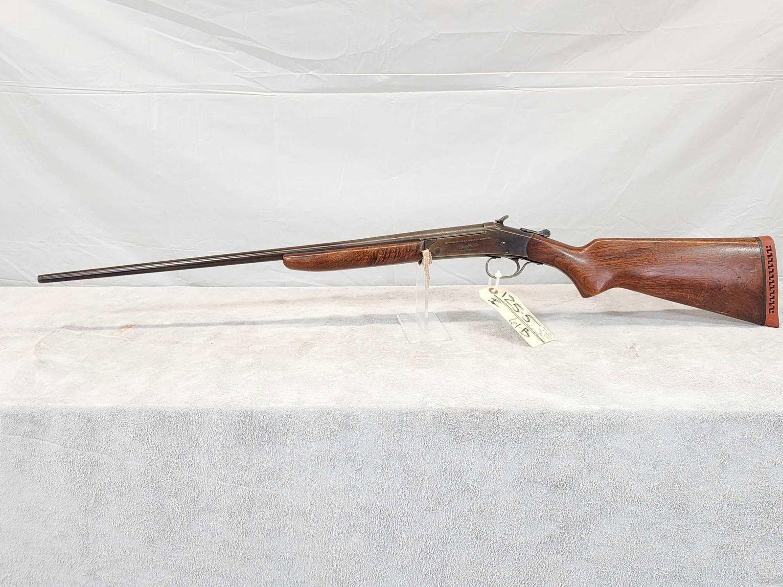 Harrington & Richardson Bay State 410 Single Shot Shotgun: 125.5 Solid vintage gun locks up tight 26" barrel shiny bore full choke SN A17594