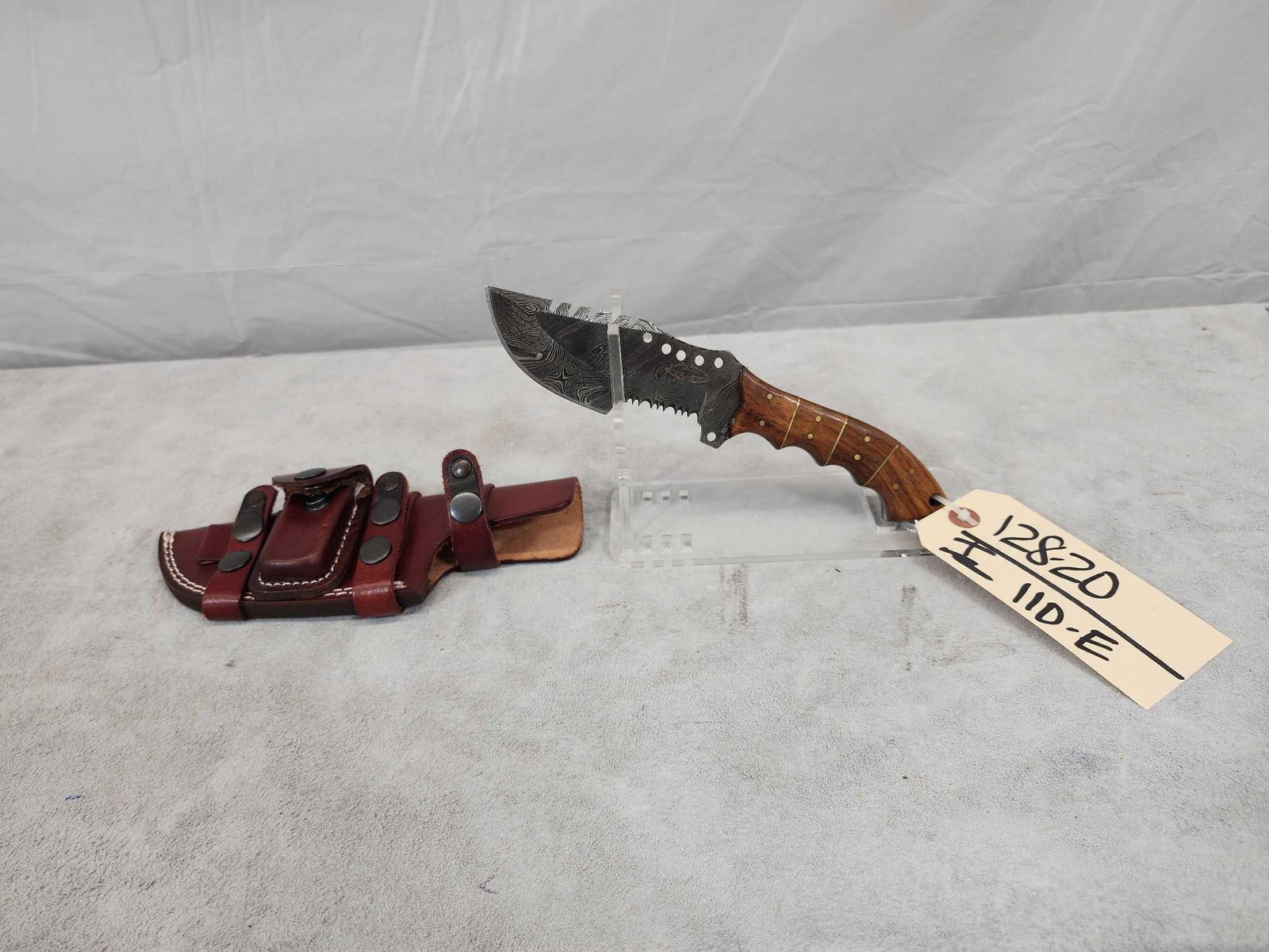 Best Buy Damascus Fixed Blade Knife: 128.20 New like new condition 5" blade with sheath