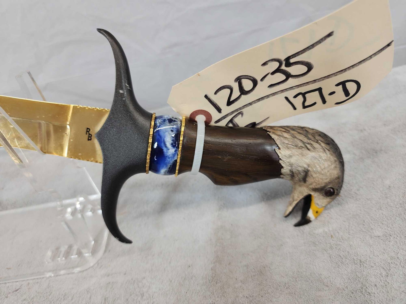 Eagle Handle Dagger - 2