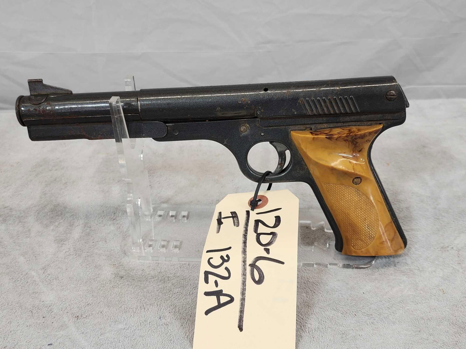 Vintage Daisy Model 177 Target Special Air Pistol (1 of 4)