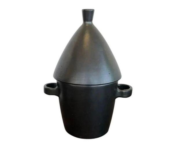 Ceramic Pot by J+D Ruelland, France, 1950s: Ceramic Pot by J+D Ruelland, France, 1950s. Auction closing July 15th at 8pm EST. Free Local Pickup at our TLV Warehouse on July 18th and July 22nd from 9am to 1pm.