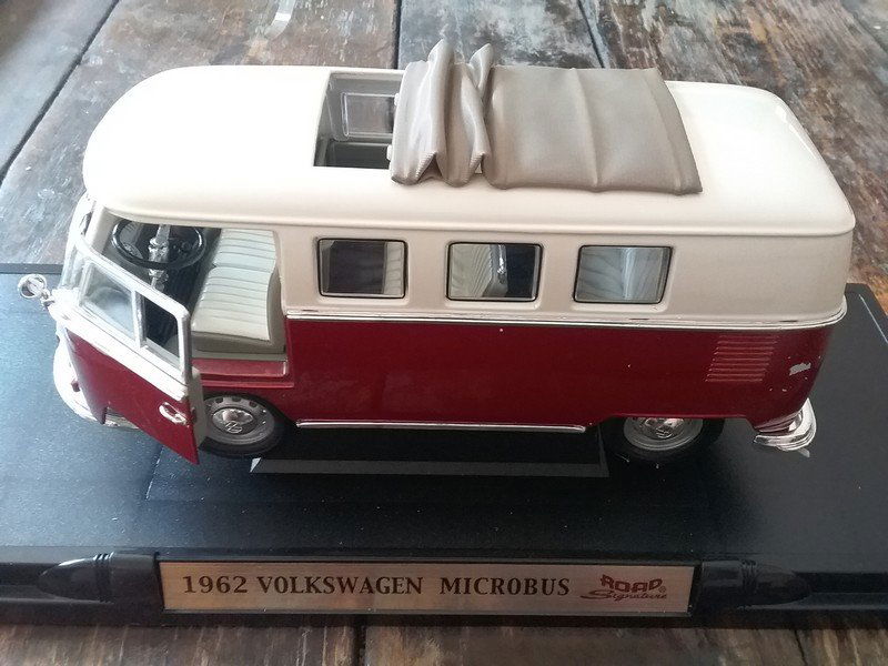 1962 VW Microbus (1 of 4)