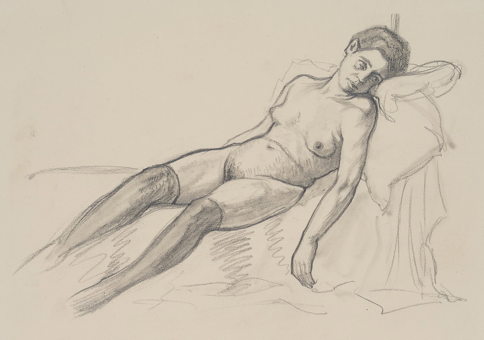 C. WALTHER (1880-1954), Reclining Female Nude, around 1910, Charcoal: Carl August Walther (1880 Leipzig - 1954 Dresden): Reclining, Female nude bedded on cushion, c. 1910, Charcoal Technique: Charcoal and Pencil on Paper Stamp: At the bottom Estate stamp, Carl Walther. 