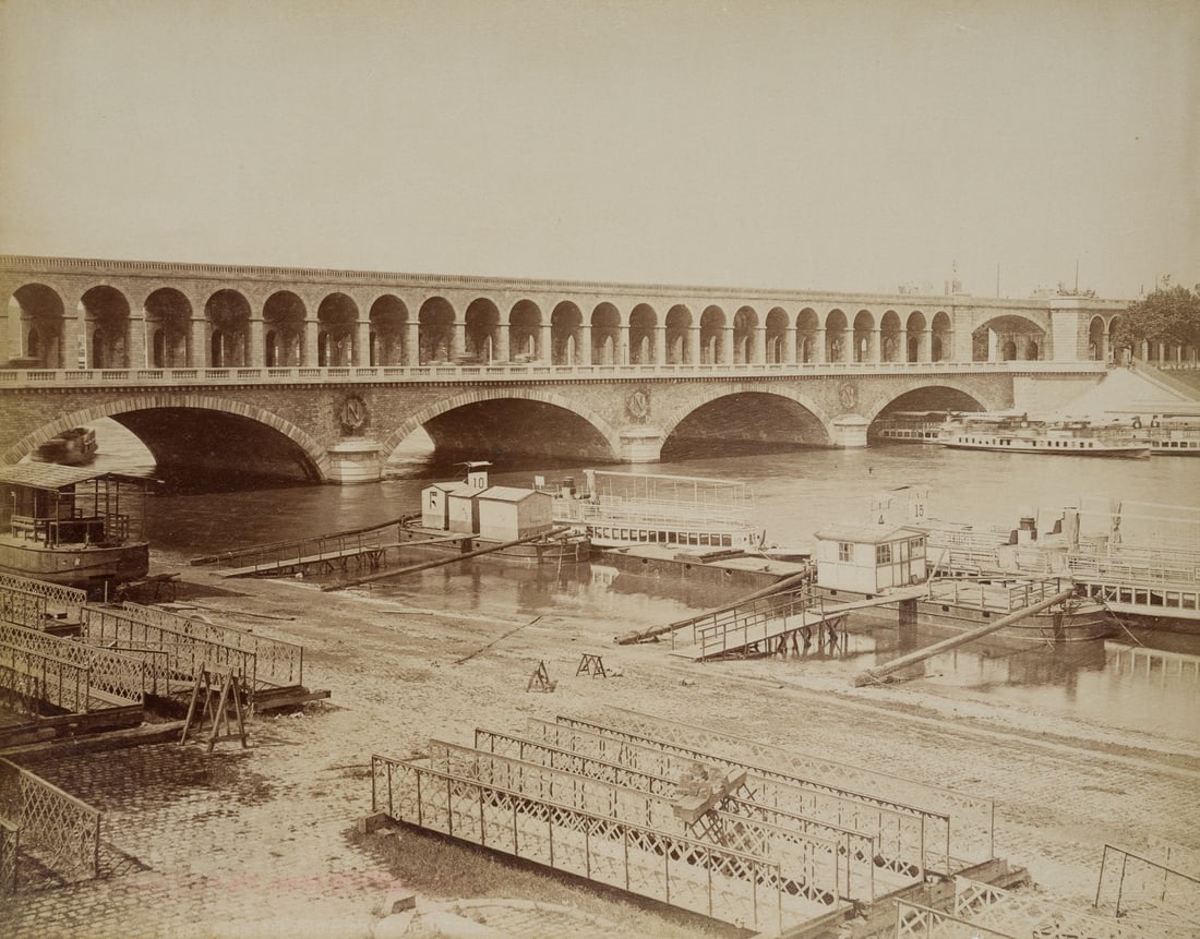 Unknown (19th), France, Paris: Bridge over the Seine, around 1880, albumen paper print (1 of 4)