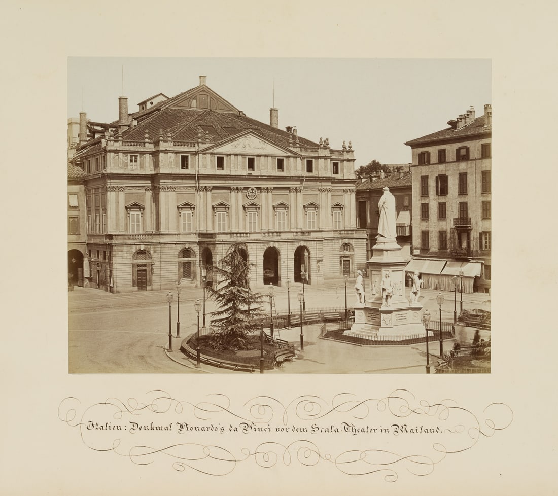 G. BROGI (1822-1881), Leonardo da Vinci monument in front of La Scala, Milan, around 1880, albumen p: Giacomo Brogi (1822 Florence - 1881 ibid.): Historical Italy, monument to Leonardo da Vinci in front of the Scala Theatre in Milan, c. 1880, albumen paper print Technique: albumen paper print, mounted