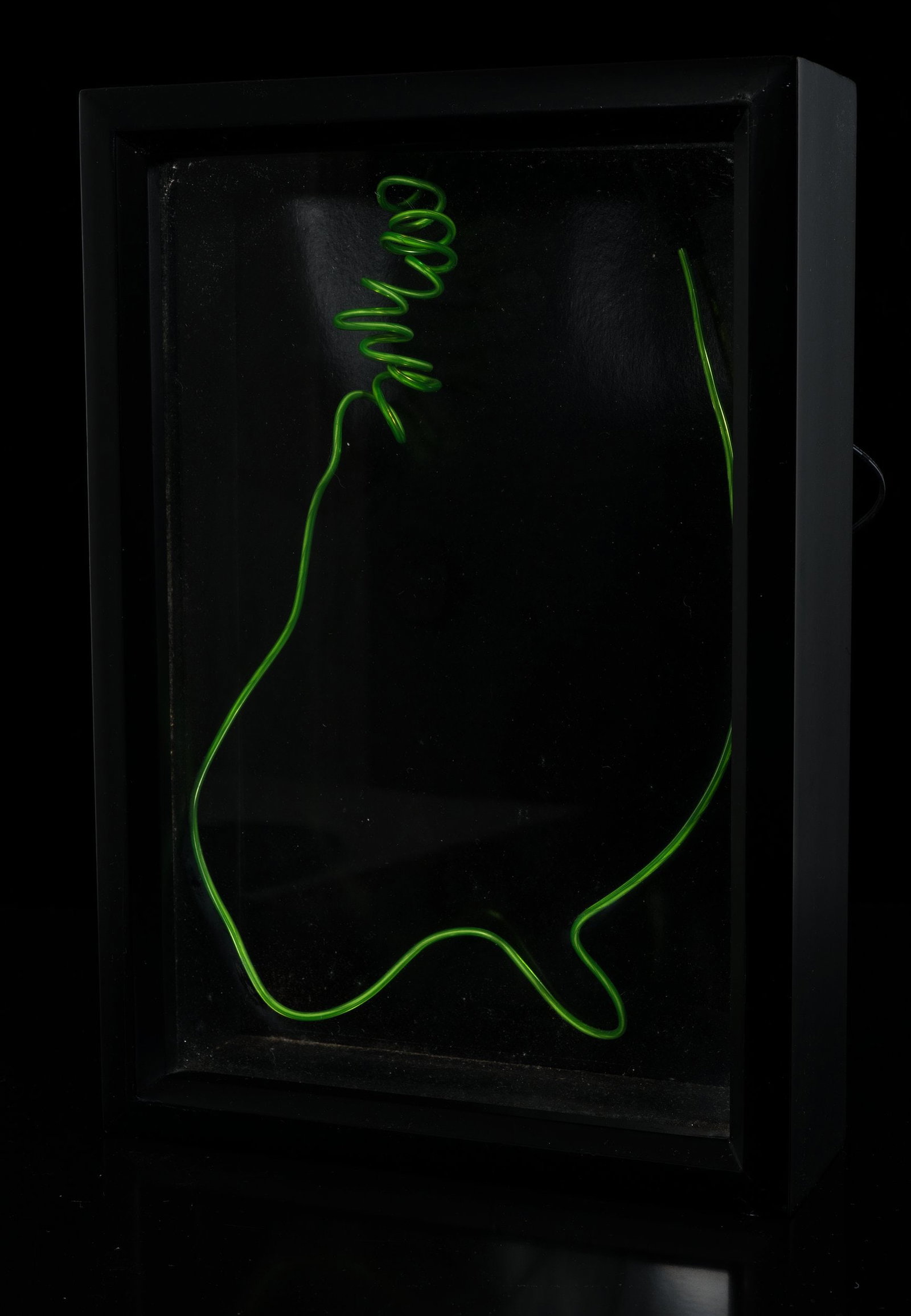 K. PAUL (*1966), Accomplice – Electroluminescent artwork, 2012, Wood: Katrin Paul (born 1966 ): Accomplice – Electroluminescent artwork Linear sculpture made of glowing wire on a black backing, 2012, Wood Technique: Wood, Wood Date: 2012 Description: A work by Katrin 