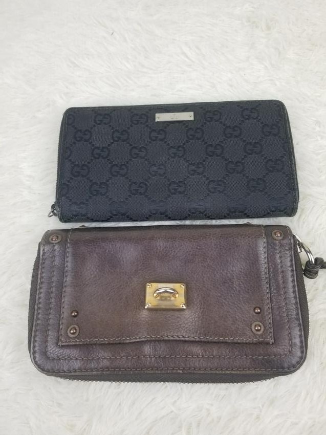 Lot Of 2 High End Designer Wallets Gucci Chloe Black: Brand: Gucci, Chloe Material: Brown, Black Style: Various Color: Various Size(inch): Lot Country of Origin: Italy Come with: - Rabbit's Habit items come with a 100% money-back authenticity guarantee. 