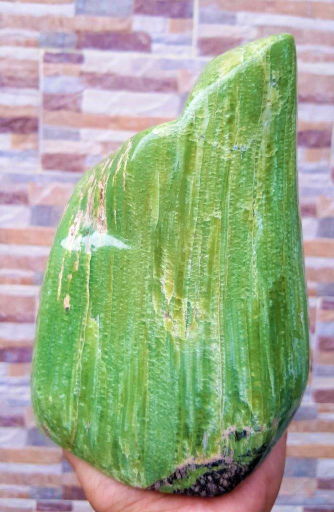 2200 Grams Hand Carved Sarpentine Tumble (1 of 3)