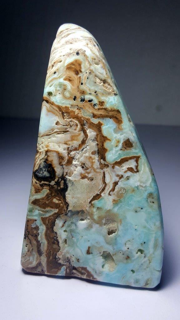 620 Grams Naturally itched Fluorescent Calcite Tumble (1 of 6)